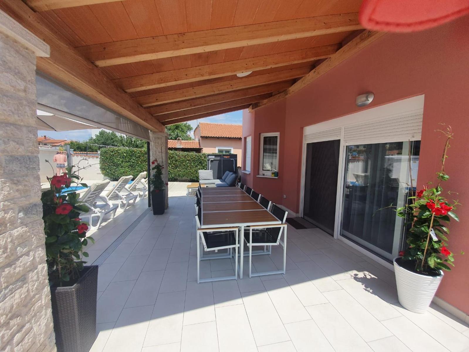 Ferienhaus Holiday Nikol Pula