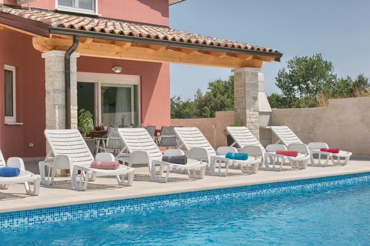 Holiday Nikol Ferienhaus
